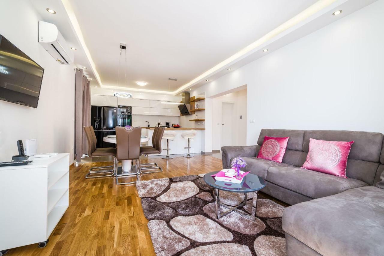 Apartment Newcity Новиград-Далмация Экстерьер фото