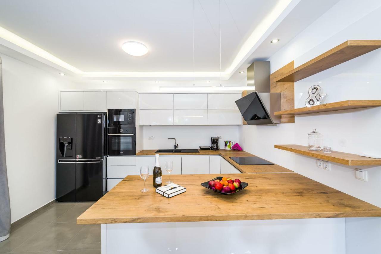 Apartment Newcity Новиград-Далмация Экстерьер фото