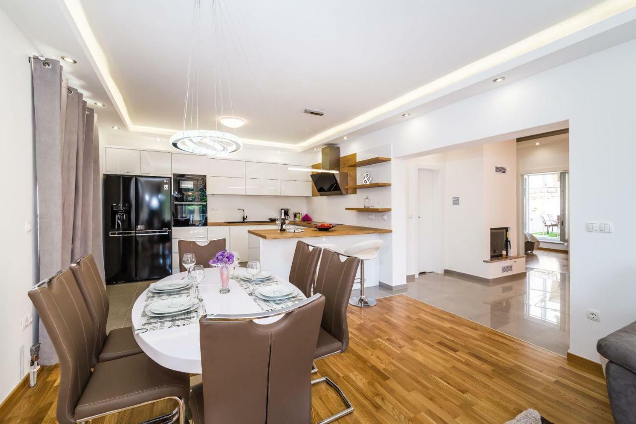 Apartment Newcity Новиград-Далмация Экстерьер фото
