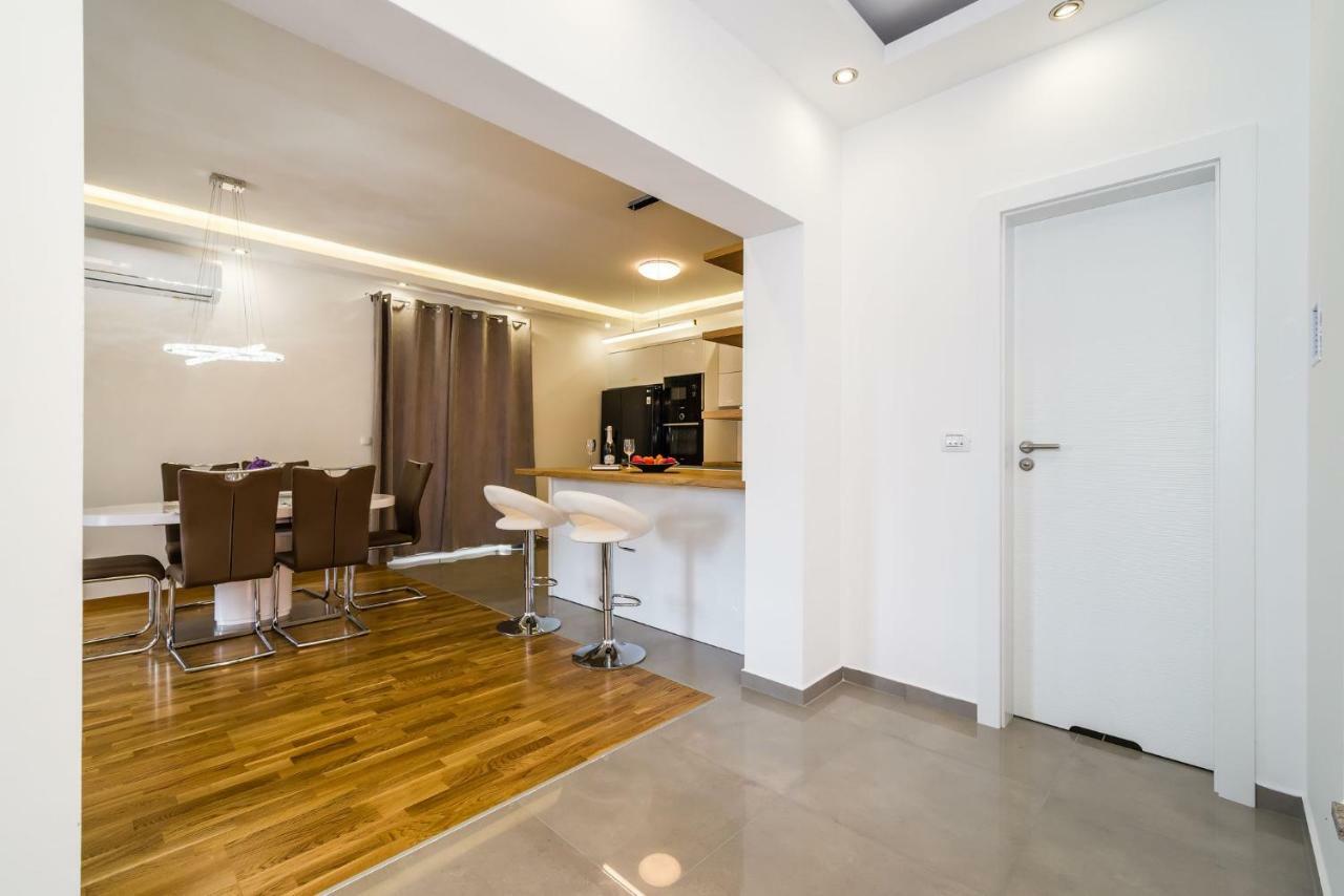 Apartment Newcity Новиград-Далмация Экстерьер фото